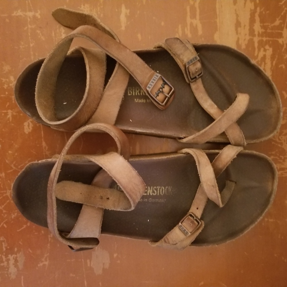 Yara Birkenstocks 40